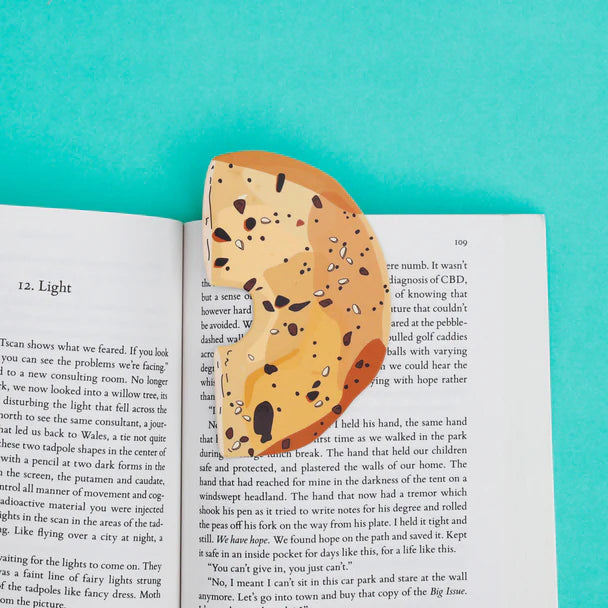 Bagel bookmark exterior side