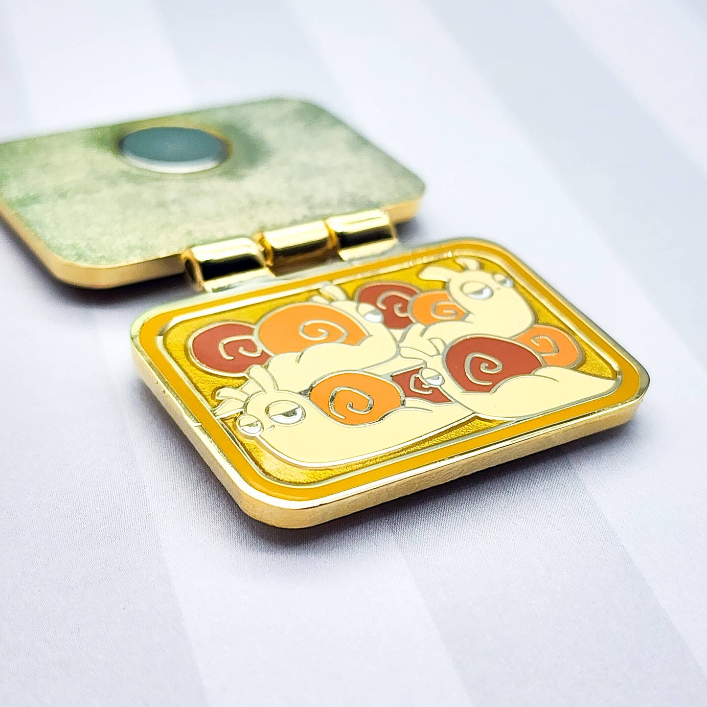 Tinned Escargot Enamel Pin