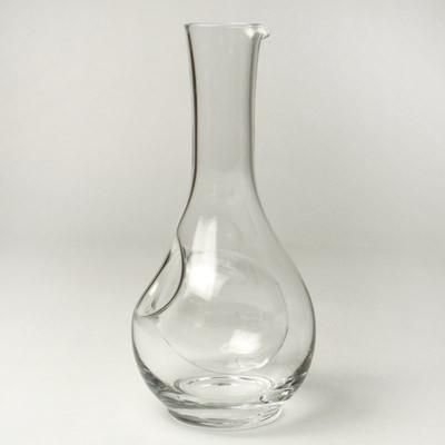 Clear carafe for cold sake 