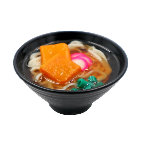 Magnet made to look like a large bowl of udon noodle soup