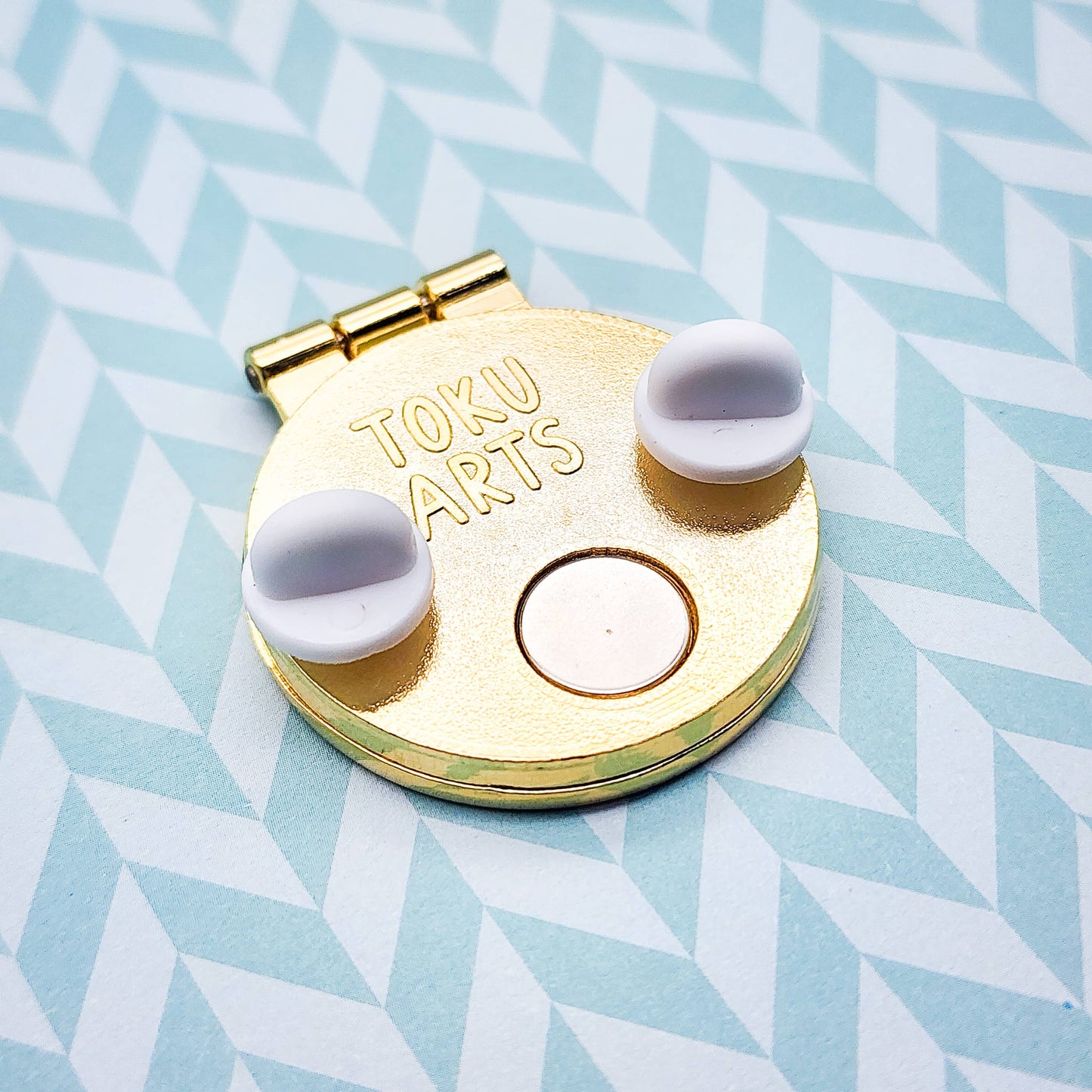 Tinned Squid Enamel Pin