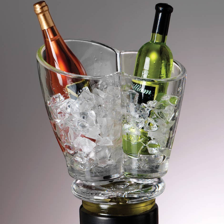 Bottle stopper made of acrylic featuring two wine bottles in a glass ice bucket with a gray background