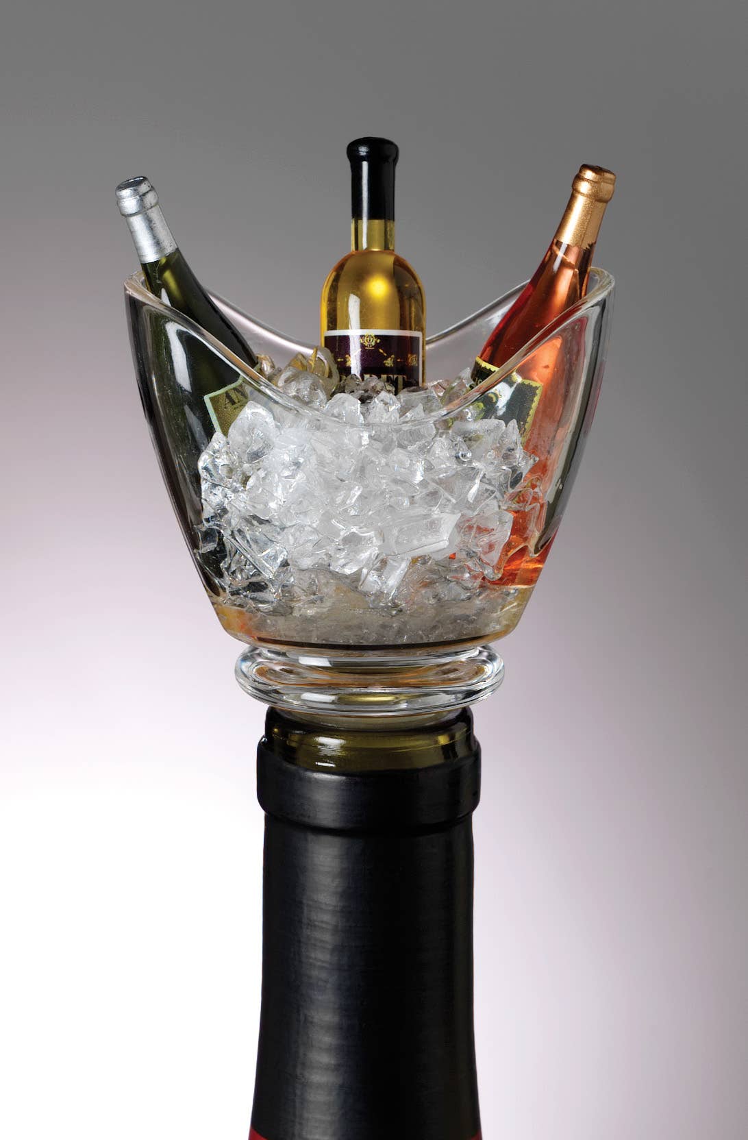 Gondola style wine chiller designed bottle stopper 