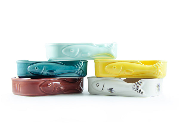 ceramic dish for sardine tins in 5 different colors -- turquoise, light blue, yellow, white and red 